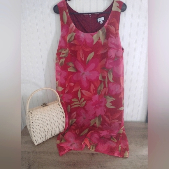 Believe Woman Pink and Red Floral Dress Size 16W - Picture 1 of 5